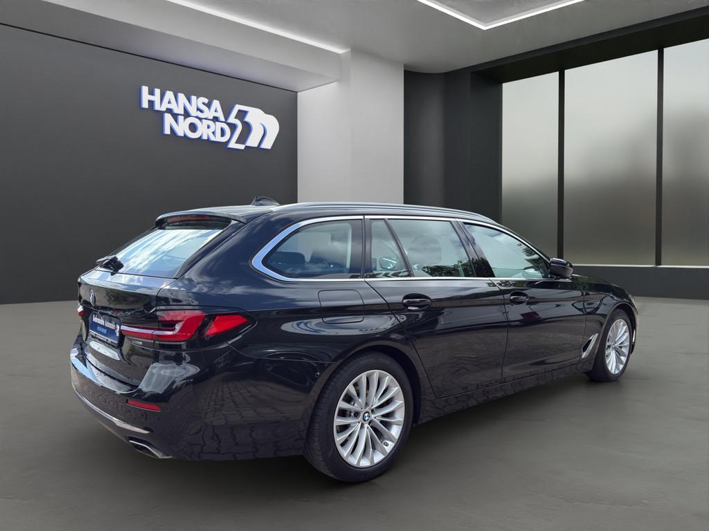 BMW 530d xDrive T. LUXURY LINE LED NAVI HUD PANO AHK
