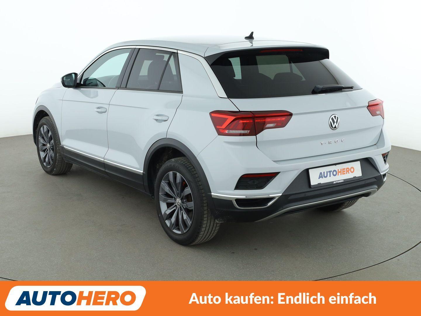 Volkswagen T-Roc 1.5 TSI ACT Sport Aut.*NAVI*CAM*ACC*