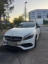 Mercedes-Benz A 180 AMG Line AMG Line Panoramadach  - Mercedes-Benz A 180 in Ludwigshafen