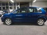 Volkswagen Polo IV Black Edition 1.6  1.HAND 77KW!! - Volkswagen Polo aus 2009: 1.6