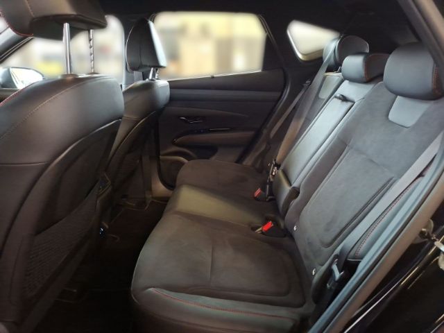 Fahrzeugabbildung Hyundai Tucson FL PHEV (MY25) 1.6 T-GDi (252 PS) 6-AT 4W