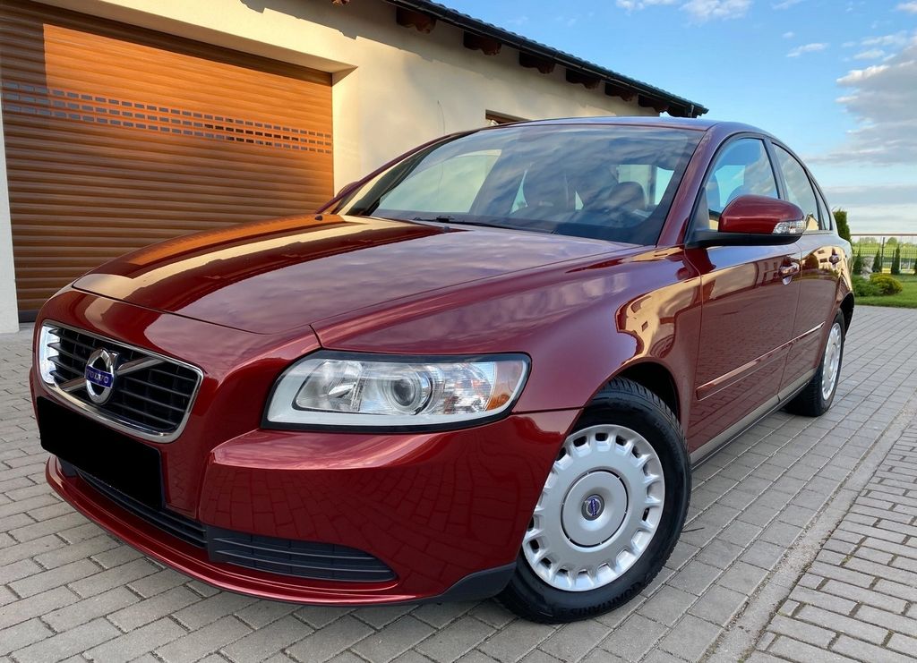 Volvo S40