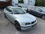 BMW 318i