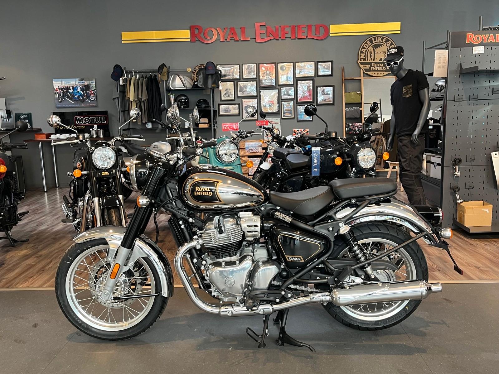 Royal Enfield CLASSIC 650 Black Chrome