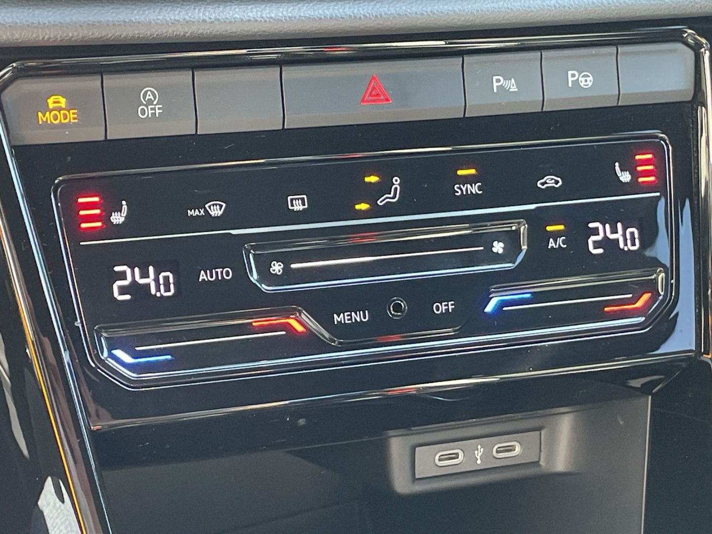 T-Roc 1.5 TSI DSG R-Line Pano/Kamera/IQ.LIGHT/AC