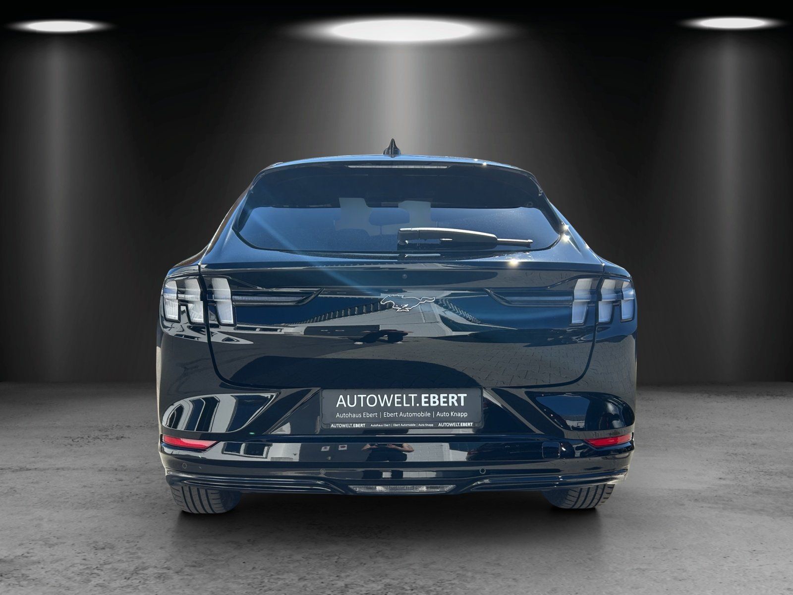 Fahrzeugabbildung Ford Mustang MACH-E AWD Ext.Range Aut./LED/ACC/360°/