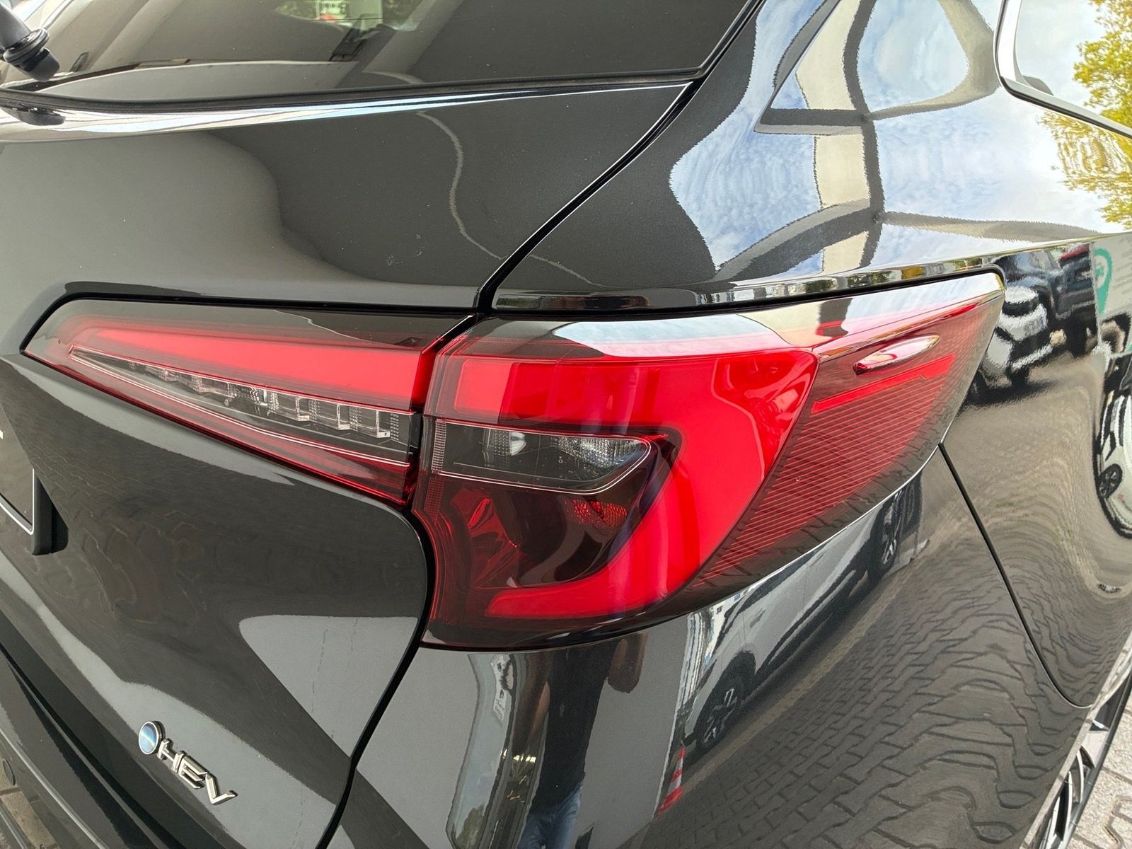 Fahrzeugabbildung Toyota Corolla TS Teamplayer 2.0-l-Hybrid KAMERA LED AC