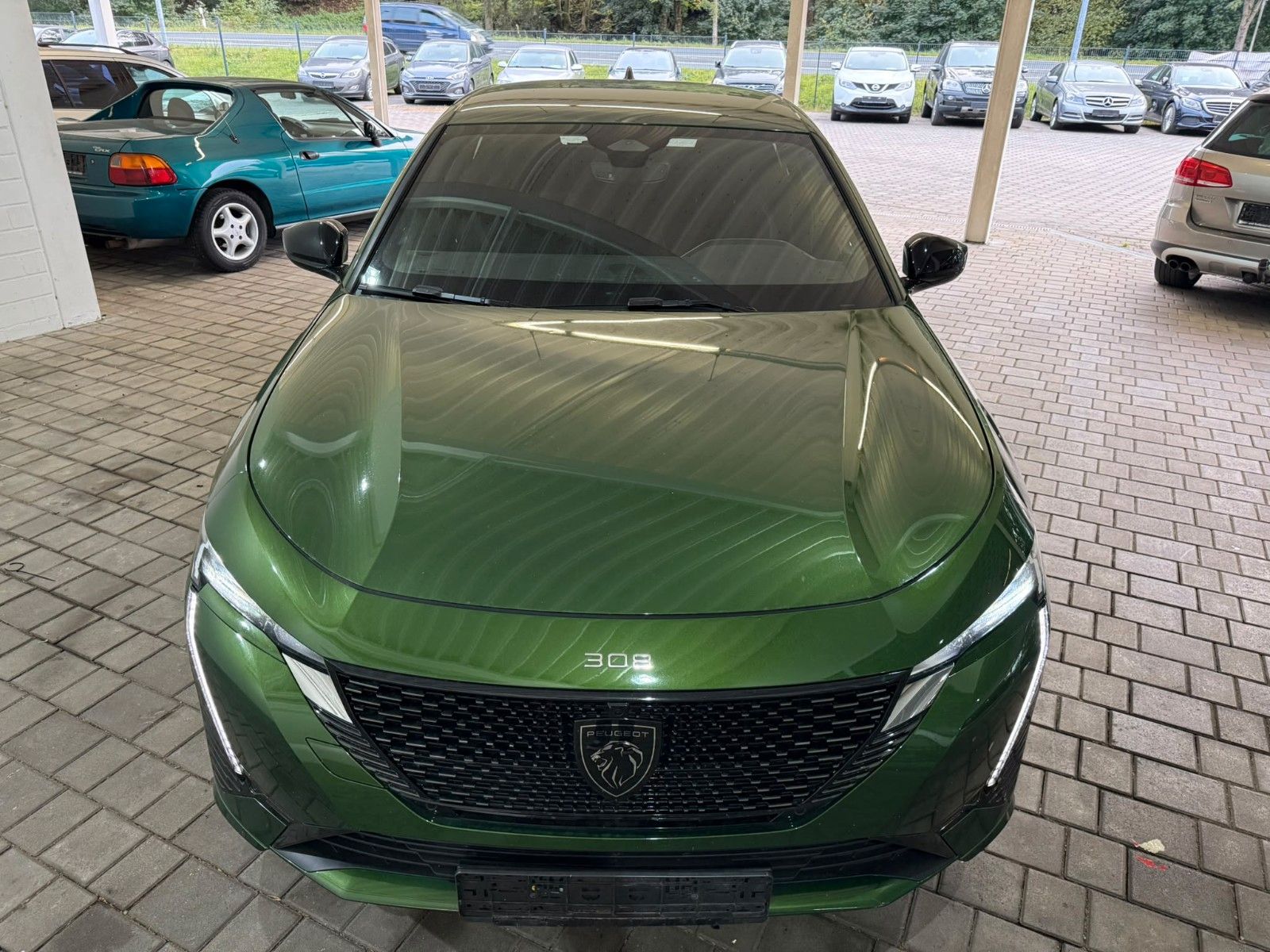 Peugeot 308 Hybrid 225 GT Pack*MATRIX*NAVI*PDC*360°*1.Hd imagem 2