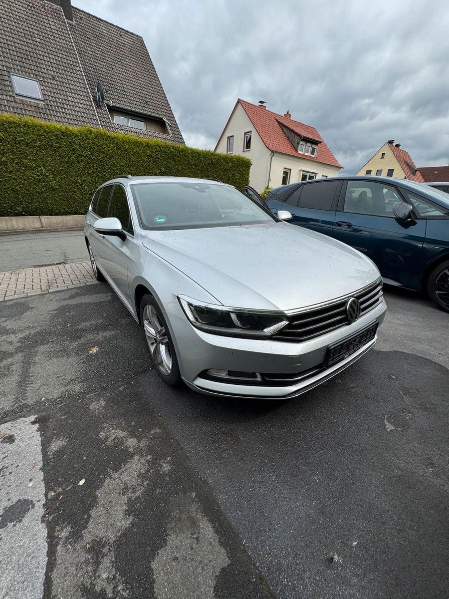 VW Passat Variant