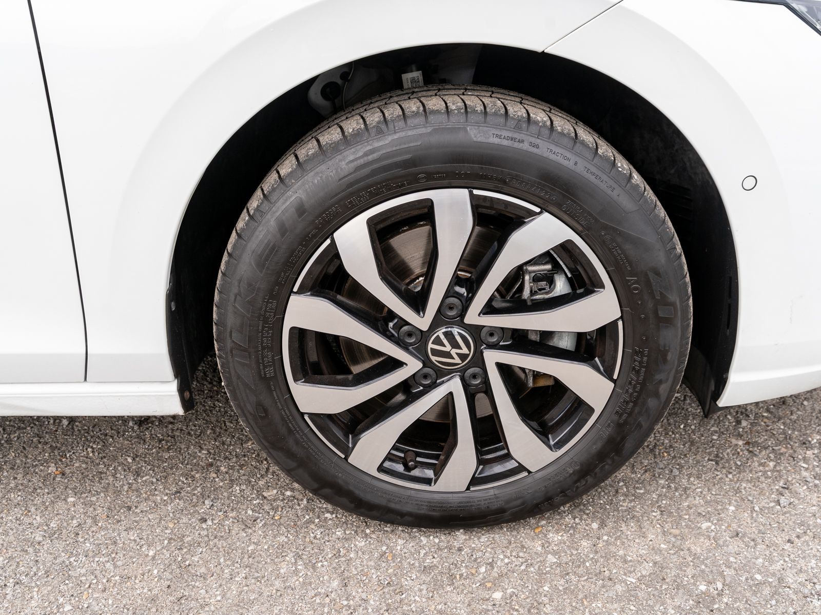 Volkswagen Golf - Bild 10