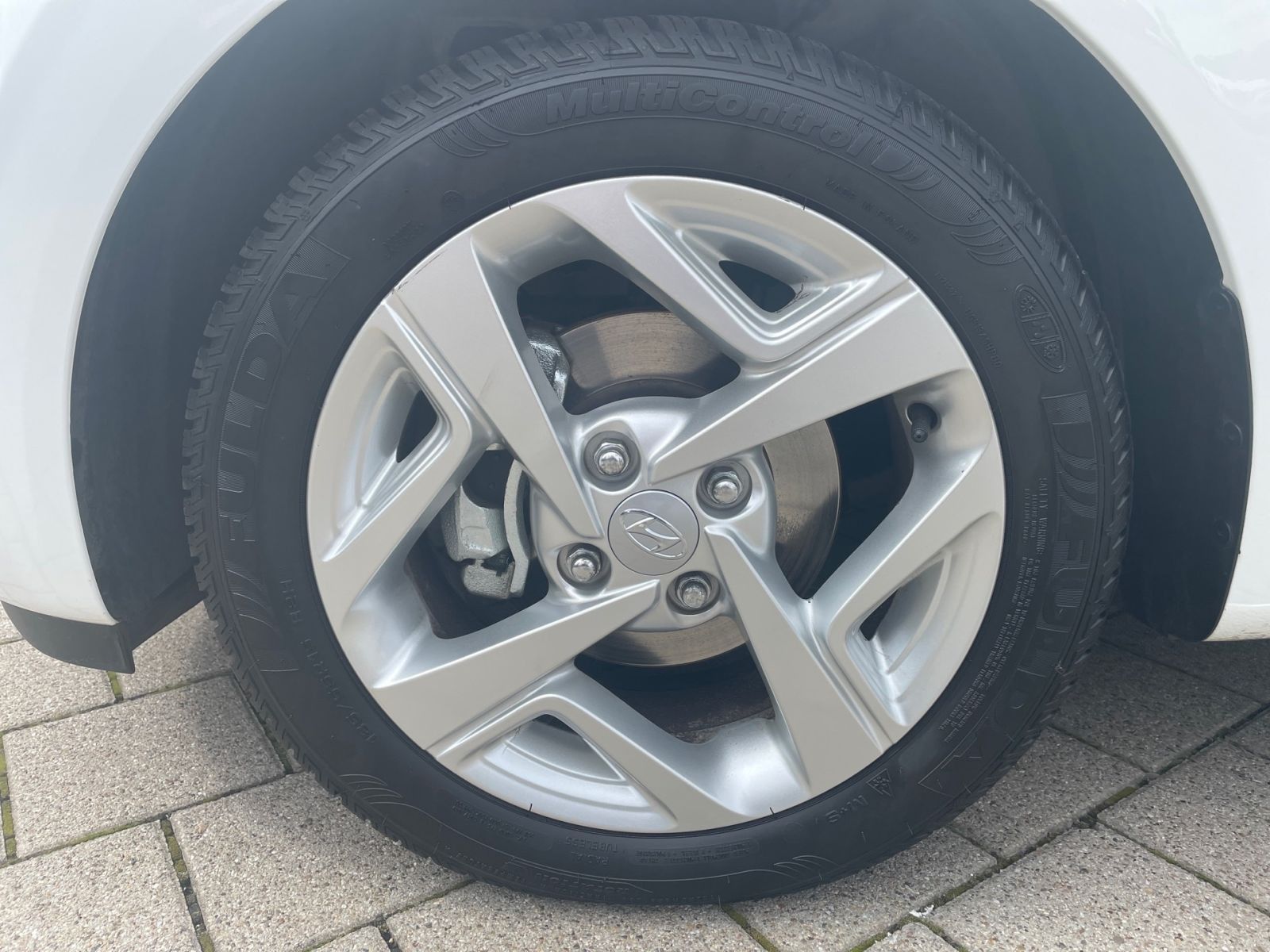 Hyundai i10 – Bild 9