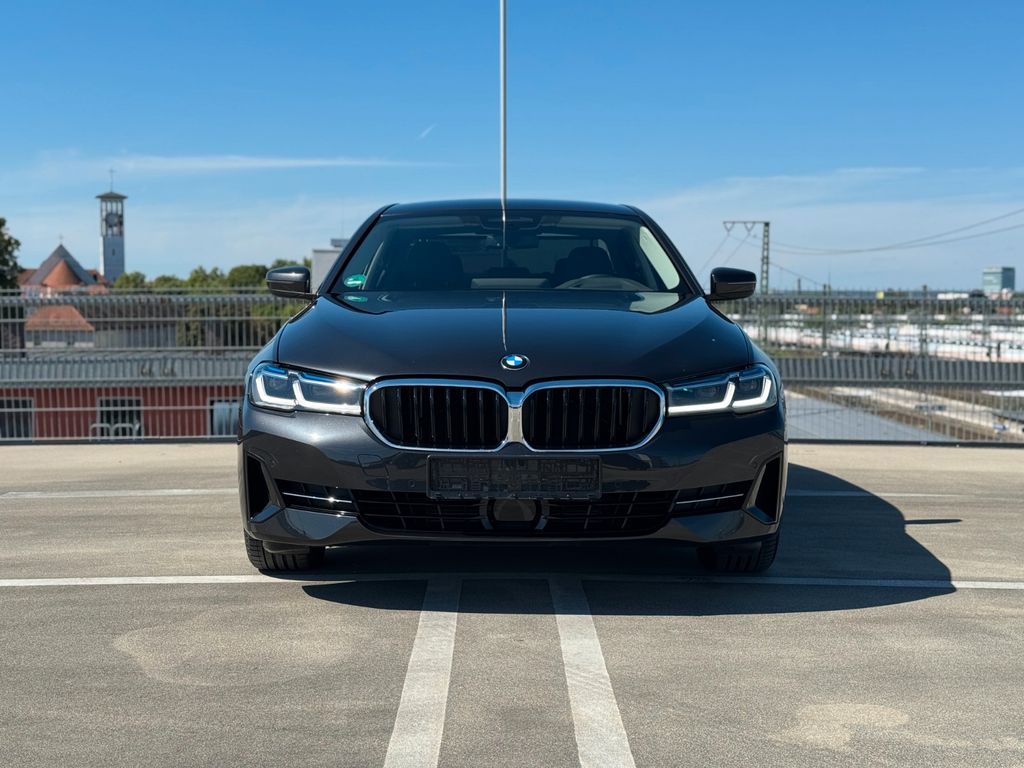 Image of BMW 520