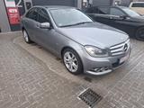 Mercedes-Benz C 200 Automatik 2.Hd.Scheckh. Steuerkette neu - gebrauchte Mercedes-Benz C 200 aus dem Jahr 2011