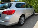 Opel Astra J Sports Tourer Edition - Opel Astra: J Edition