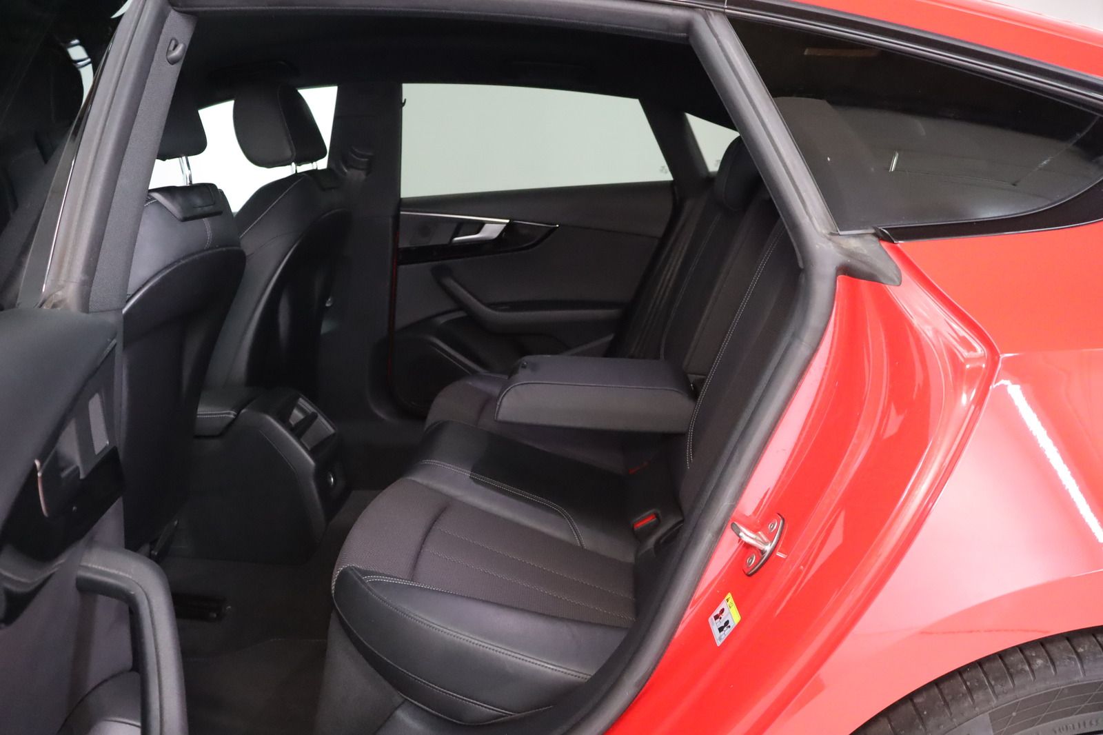 Fahrzeugabbildung Audi A5 Sportback 3.0 TDI S-line