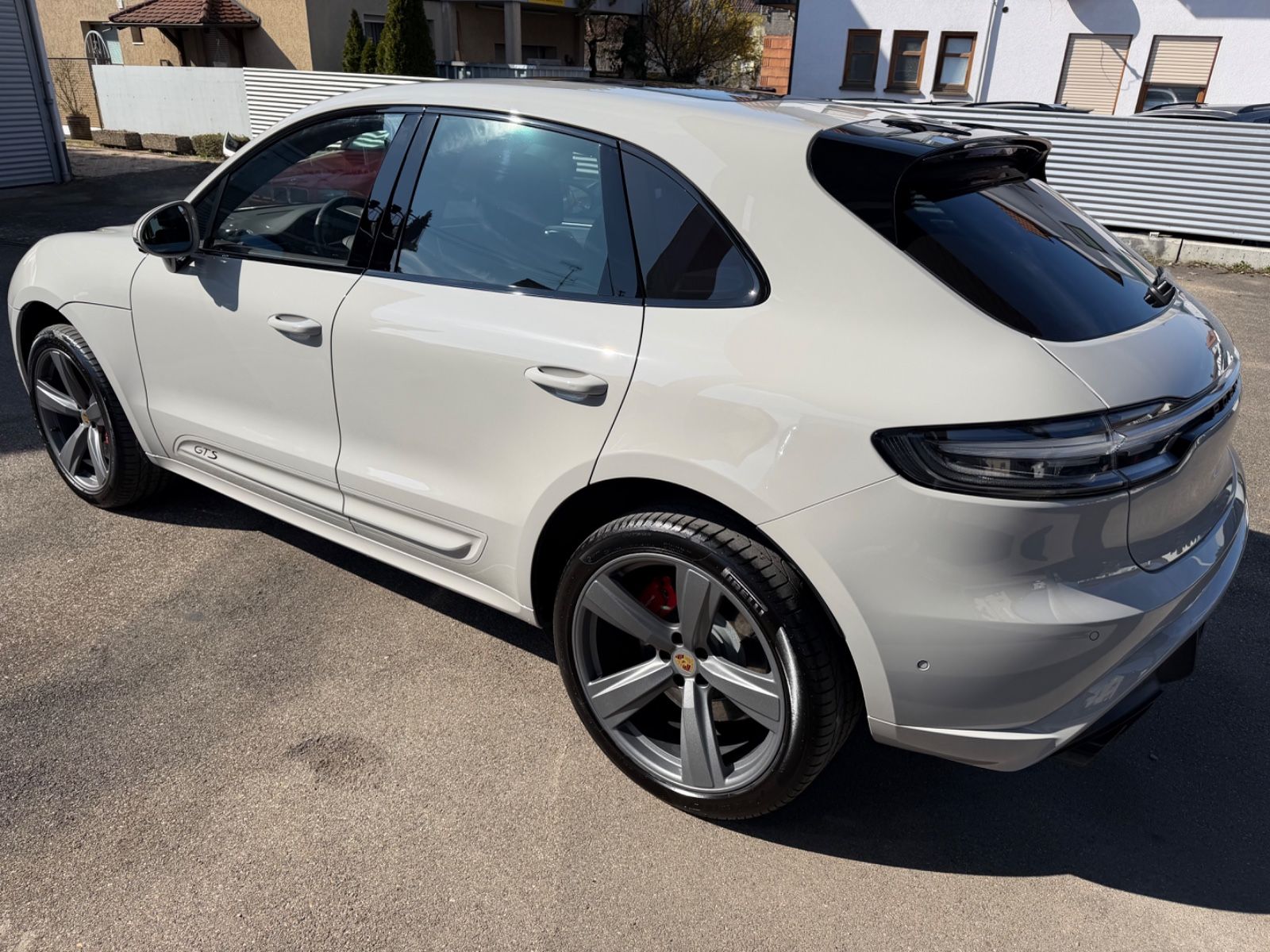 Porsche Macan GTS Leder 21" Pano Chrono STHZ foto 4