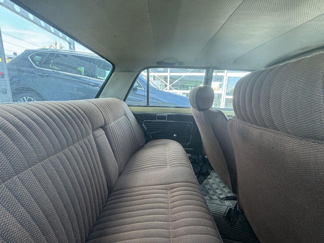 Fahrzeugabbildung SEAT 124 Especial 1430 H-Kennzeichen