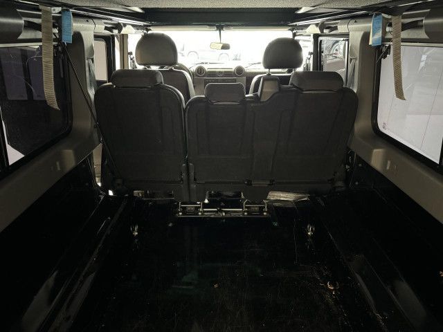 Foto Nummer 16: LAND ROVER Defender