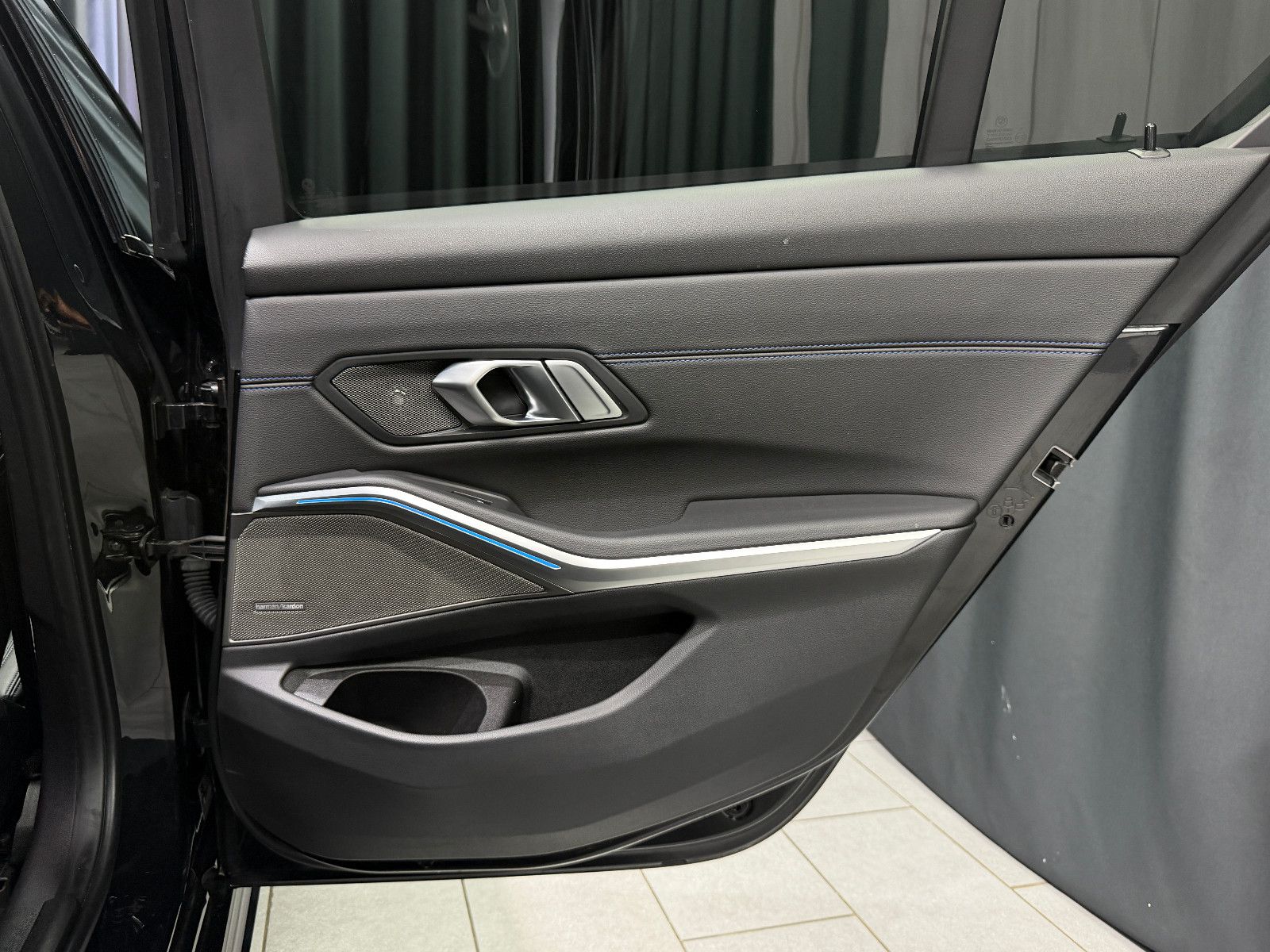 Fahrzeugabbildung BMW M340i Limousine xDrive |H/K|HuD|PANO