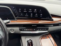 CADILLAC Escalade 6.2L V8 Premium Luxury AKG Sound Kamera