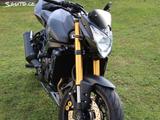 Yamaha FZ8 - YAMAHA FZ8