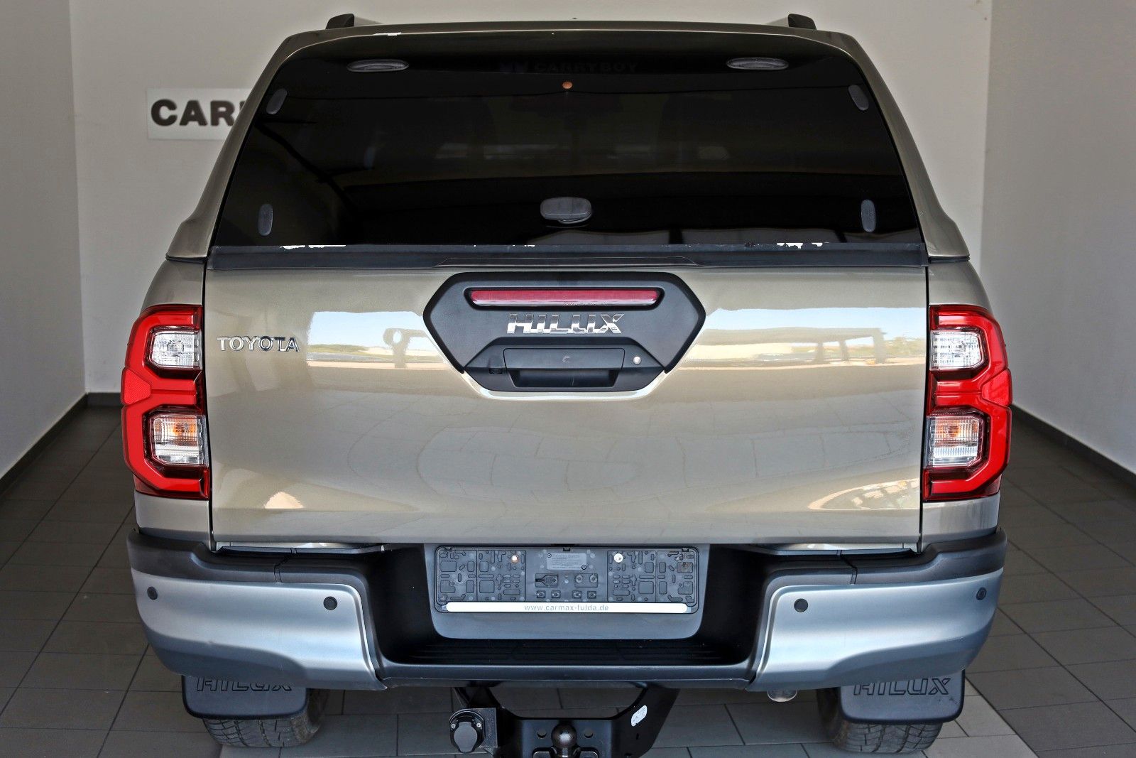 Fahrzeugabbildung Toyota Hilux Double Cab Invincible,Navi,ACC,HardTop,AHK