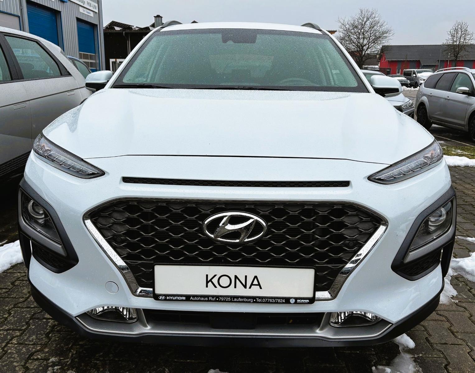 Hyundai Kona Premium 2WD