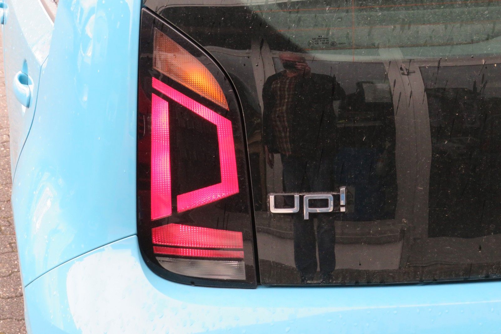 Fahrzeugabbildung Volkswagen up! 4T GJ KLIMA SPURHALTE DAB SCHECKHEFT