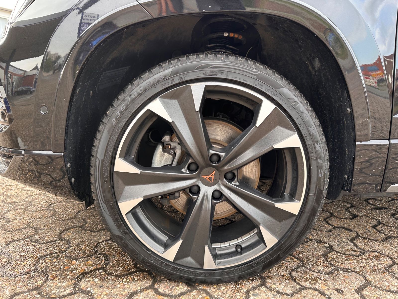 Fahrzeugabbildung CUPRA Ateca 1.5 TSI DSG ACC/Navi/SHZG/eHeck/LED/Travel