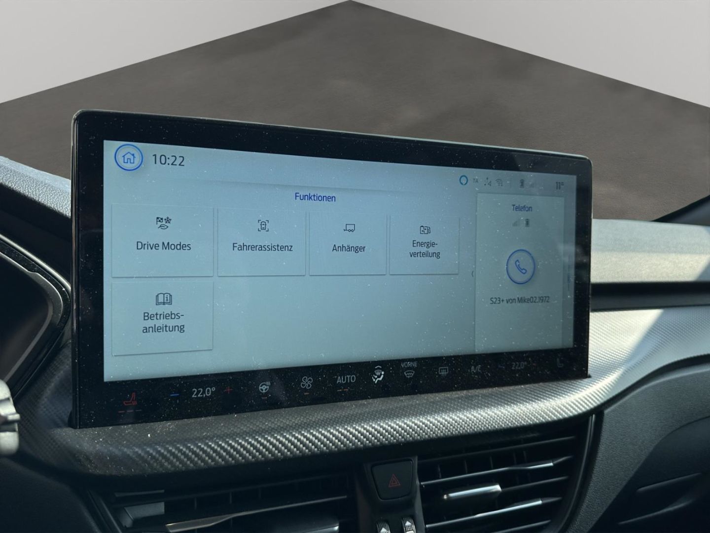 Fahrzeugabbildung Ford Kuga Hybrid ST-Line X HUD AHK-klappbar Navi Dig