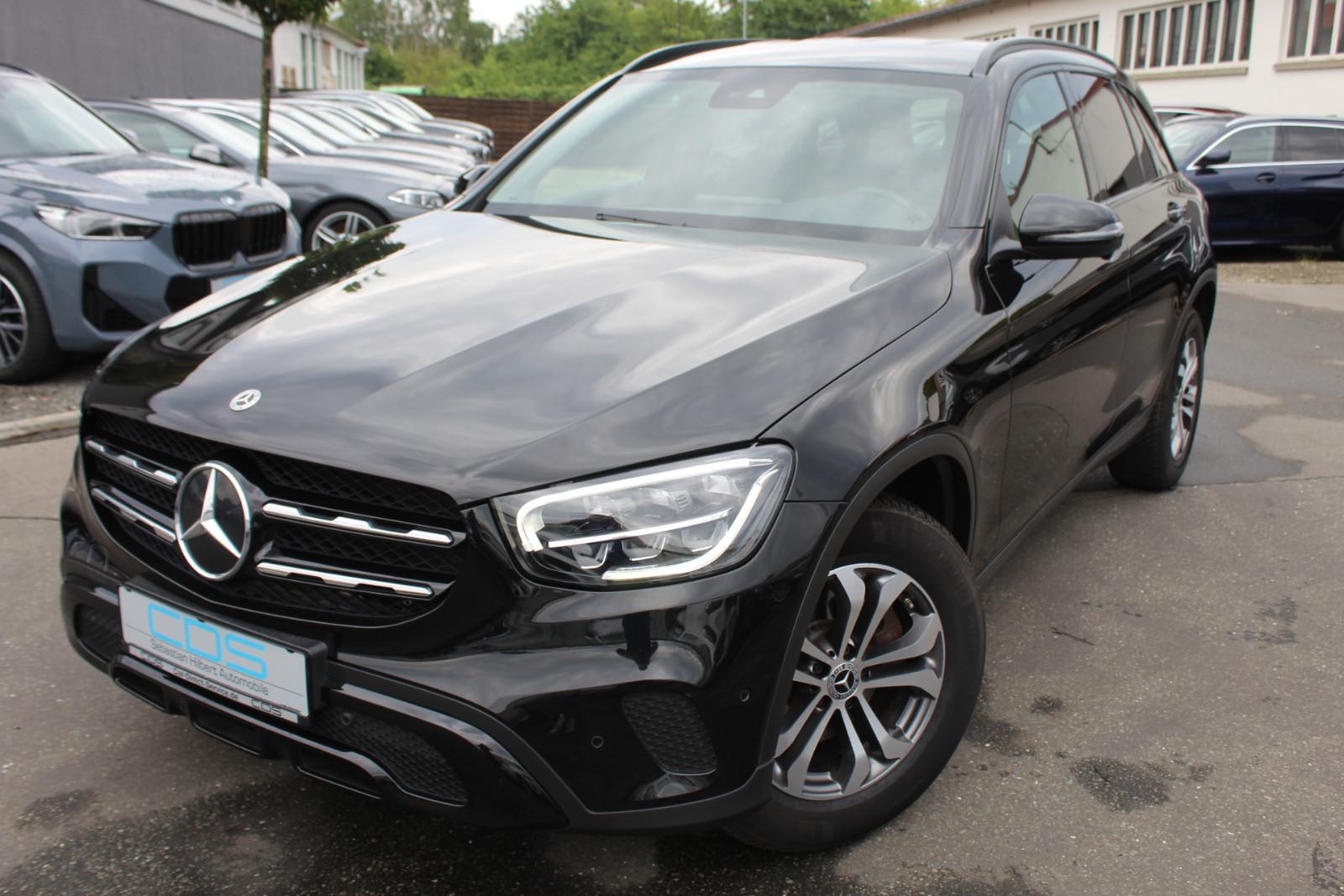 Mercedes-Benz GLC 220d 4Matic+Night PAKET+AHK+Kamera+Sportsitz