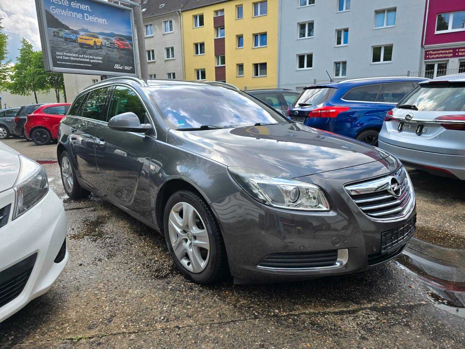 Opel Insignia A Sports Toure*AUTOMATIK *Standheizung