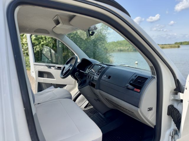 Fahrzeugabbildung Volkswagen T5 Transporter 2,0 TDI Camper+Boho+Standh.+Küche