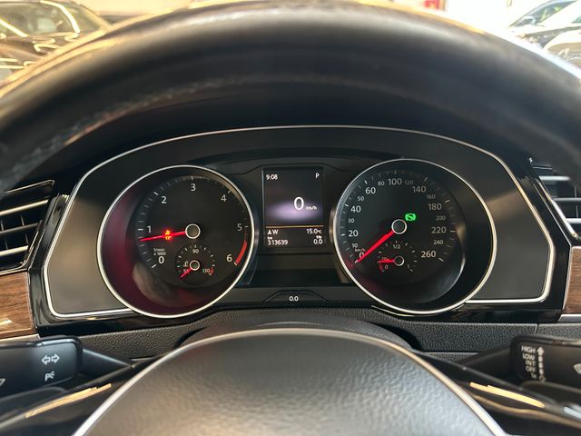 Volkswagen Passat *AHK*SZHZ*PANO*ACC*NAVI*