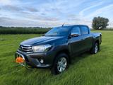Toyota Hilux Double Cab 4x4 Pickup - Toyota Hilux von privat