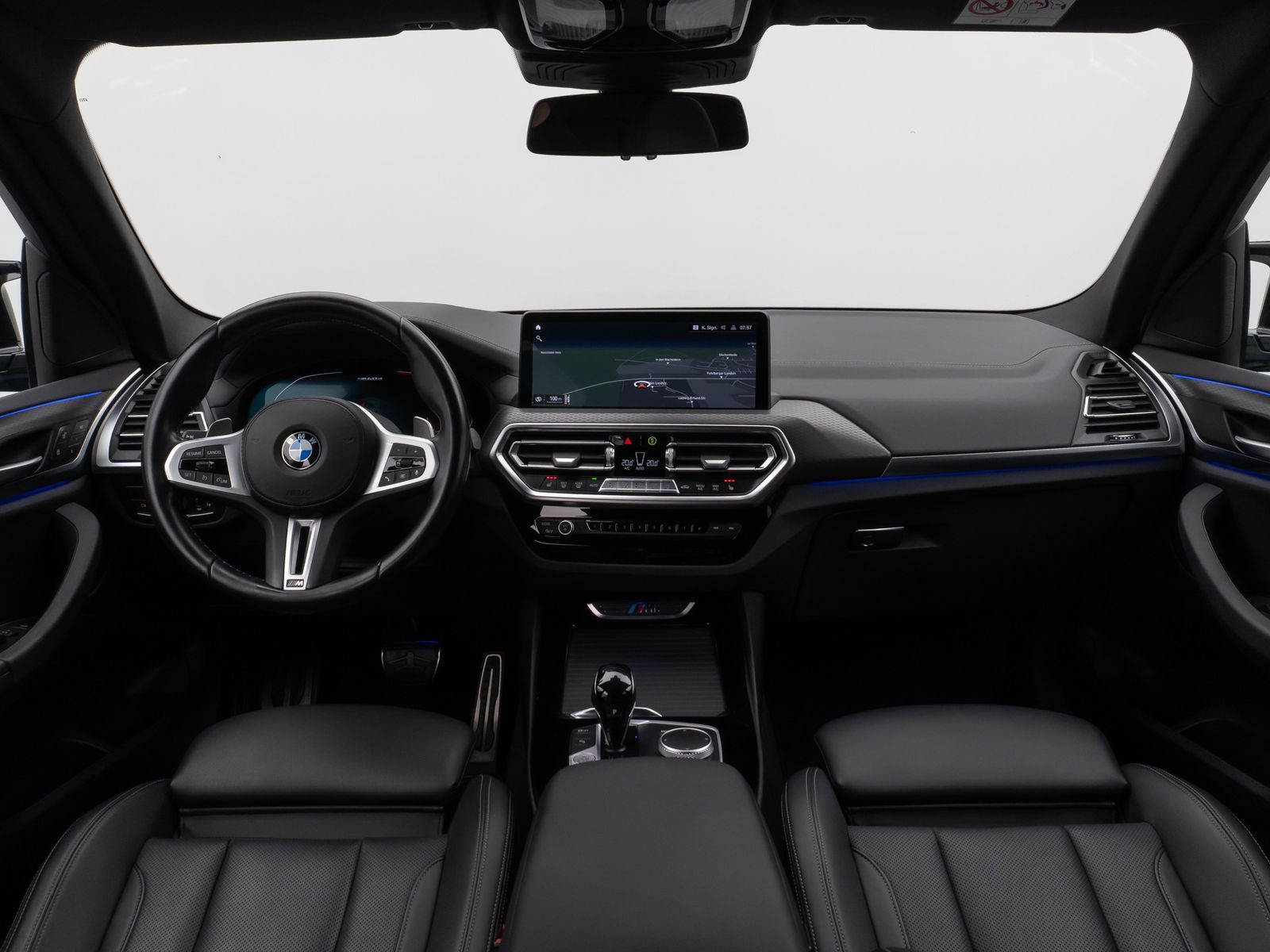 Fahrzeugabbildung BMW X3 M40d Kamera Laser HUD DAB H/K AHK Komfort 20"