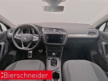 Volkswagen Tiguan - 12