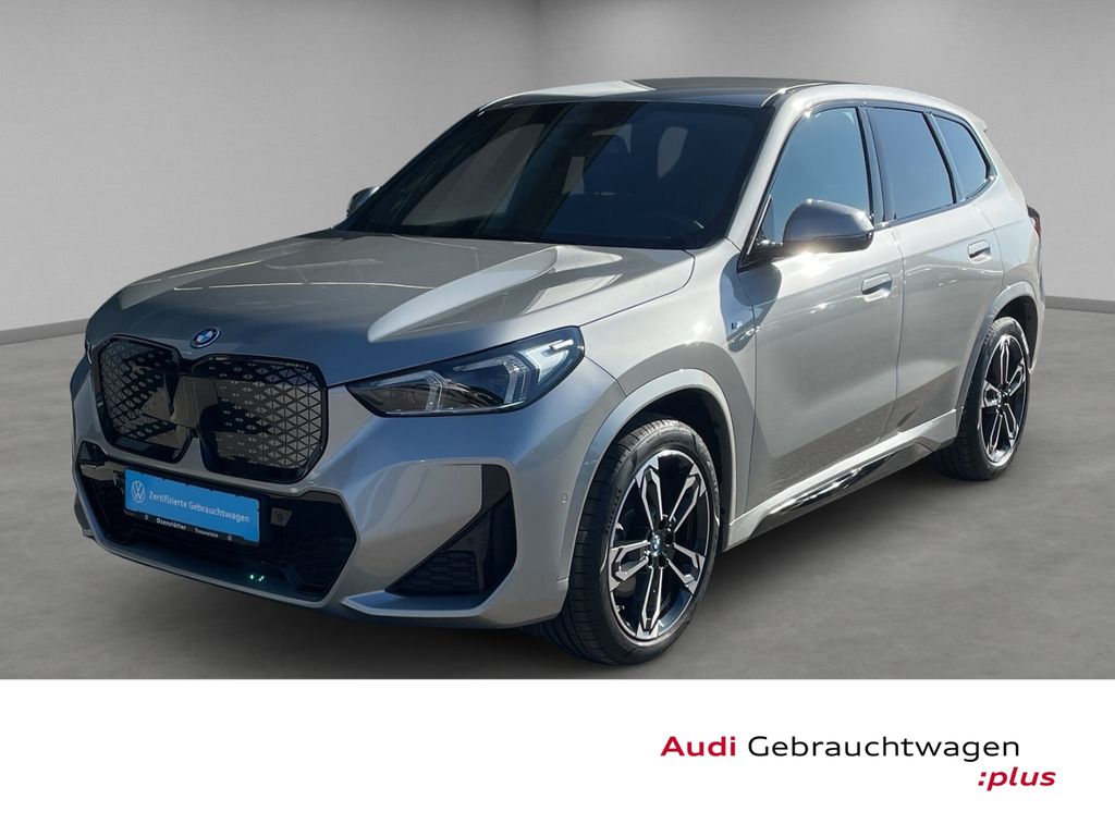 Image of BMW iX1