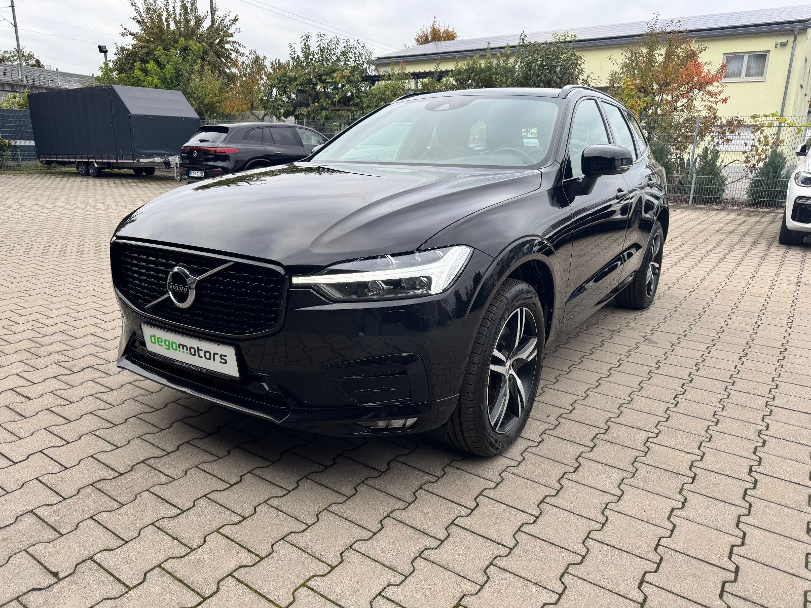 VOLVO XC60 R Design