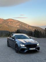 Mercedes-Benz E 63 AMG Mercedes-AMG E 63 S 4MATIC+ Autom. ... - Mercedes E 63 AMG Unfallwagen