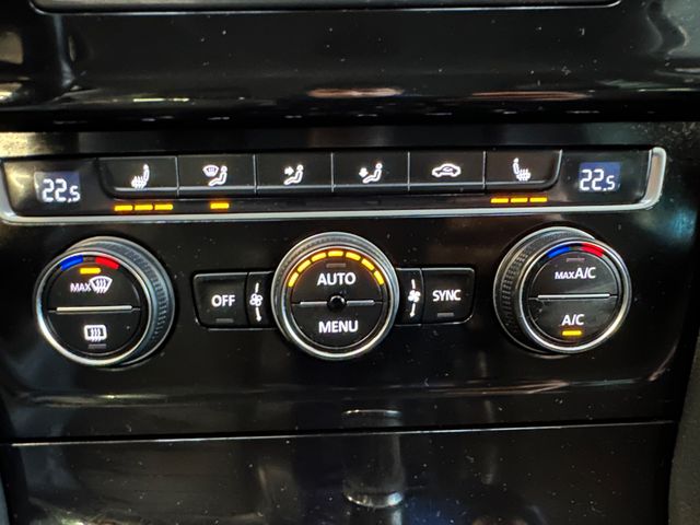 MYAUTOCENTER – Gebraucht- und Jahreswagen mit Werkstattservice in Pfaffenhofen Volkswagen Golf VII Variant Highline BMT *R Line*Navi*Xenon