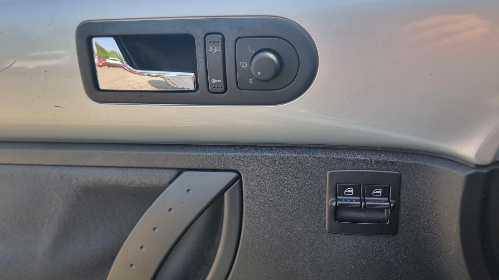 Volkswagen NEW BEETLE MIAMI super Zustand + kostengünstig