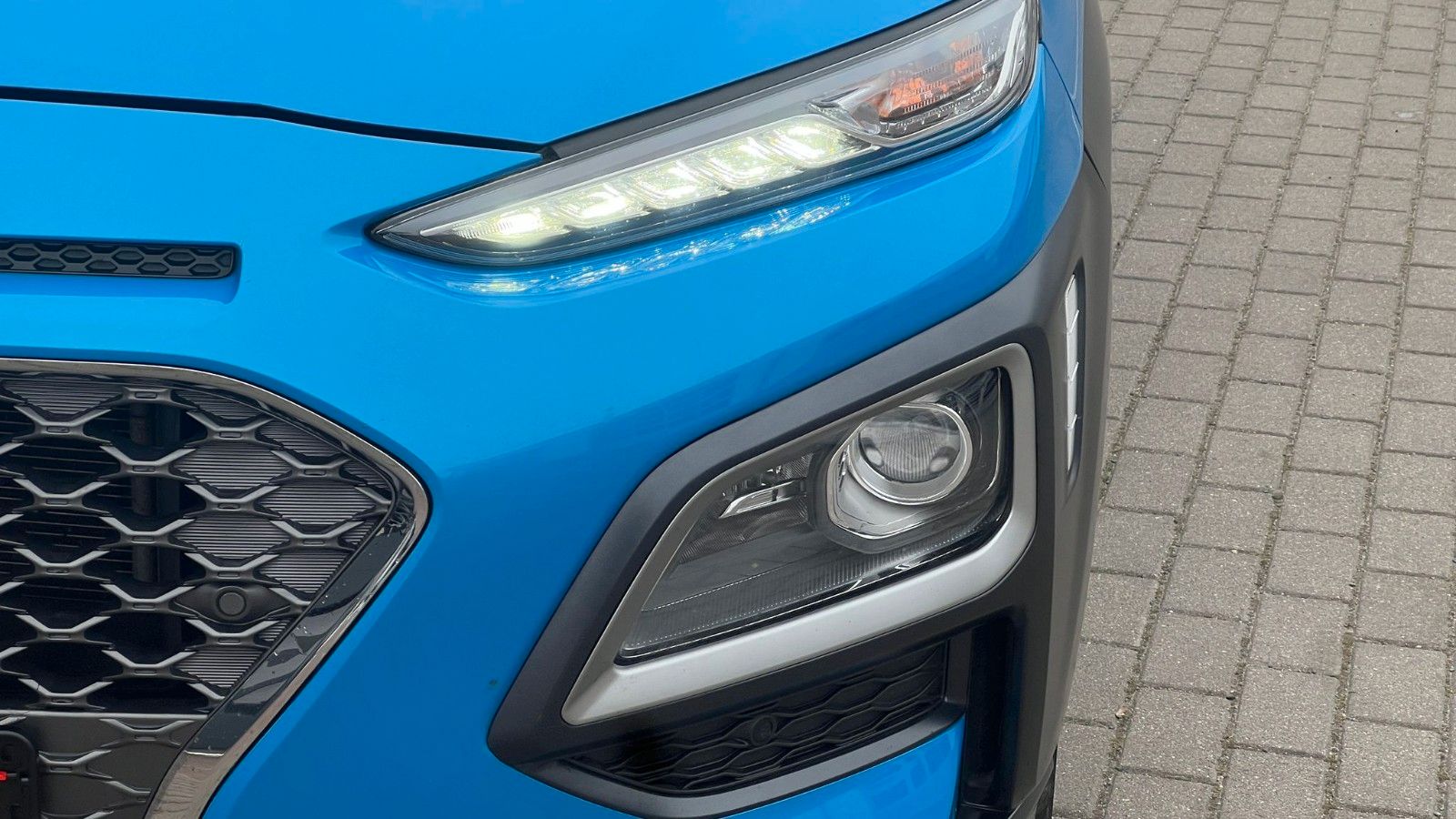 Fahrzeugabbildung Hyundai Kona Premium 2WD*Diesel *AUTOMATIK*MIETKAUF