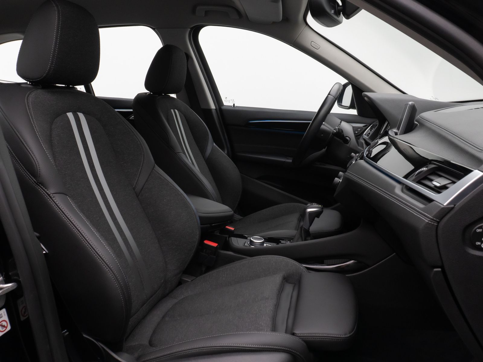 Fahrzeugabbildung BMW X1 xD25e Sport Line Kamera DAB Navi LED Komfort