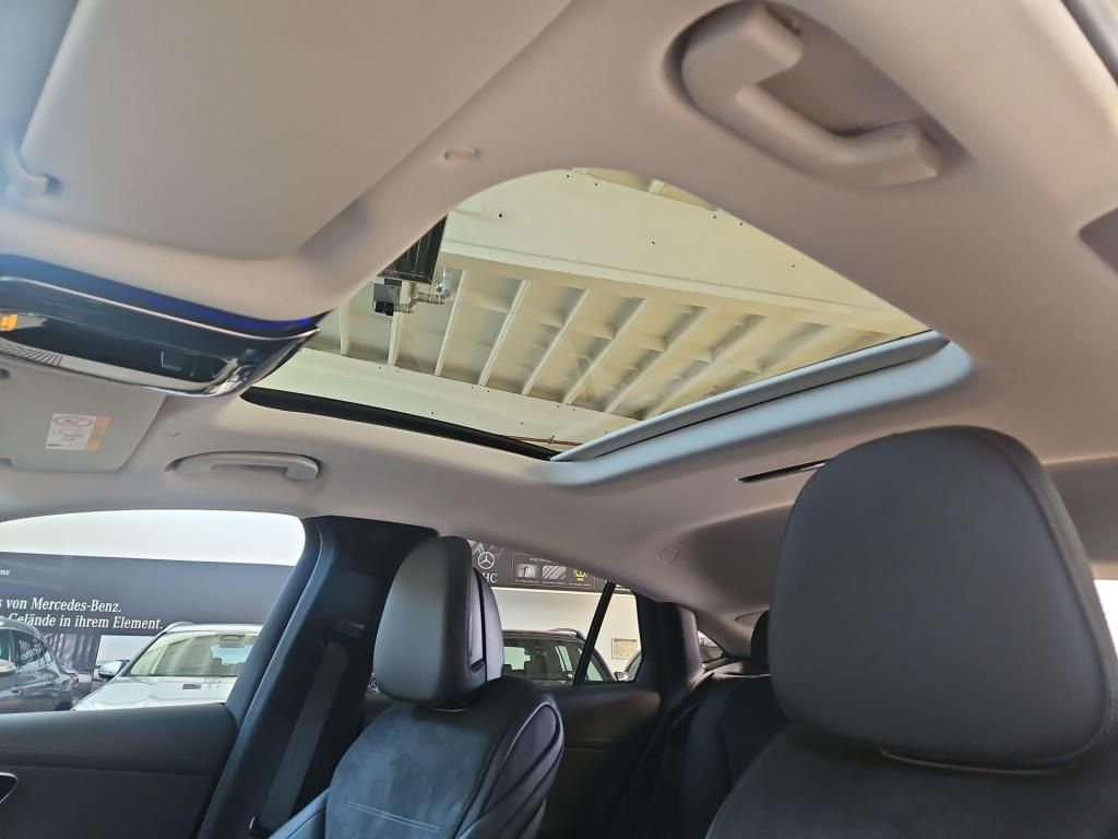 Fahrzeugabbildung Mercedes-Benz GLC 300 de 4M Coupé +AMG+AIRMATIC+ASSISTENZ+AHK+
