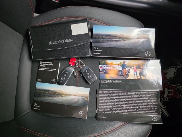 MERCEDES-BENZ GLA 200 — Foto 26
