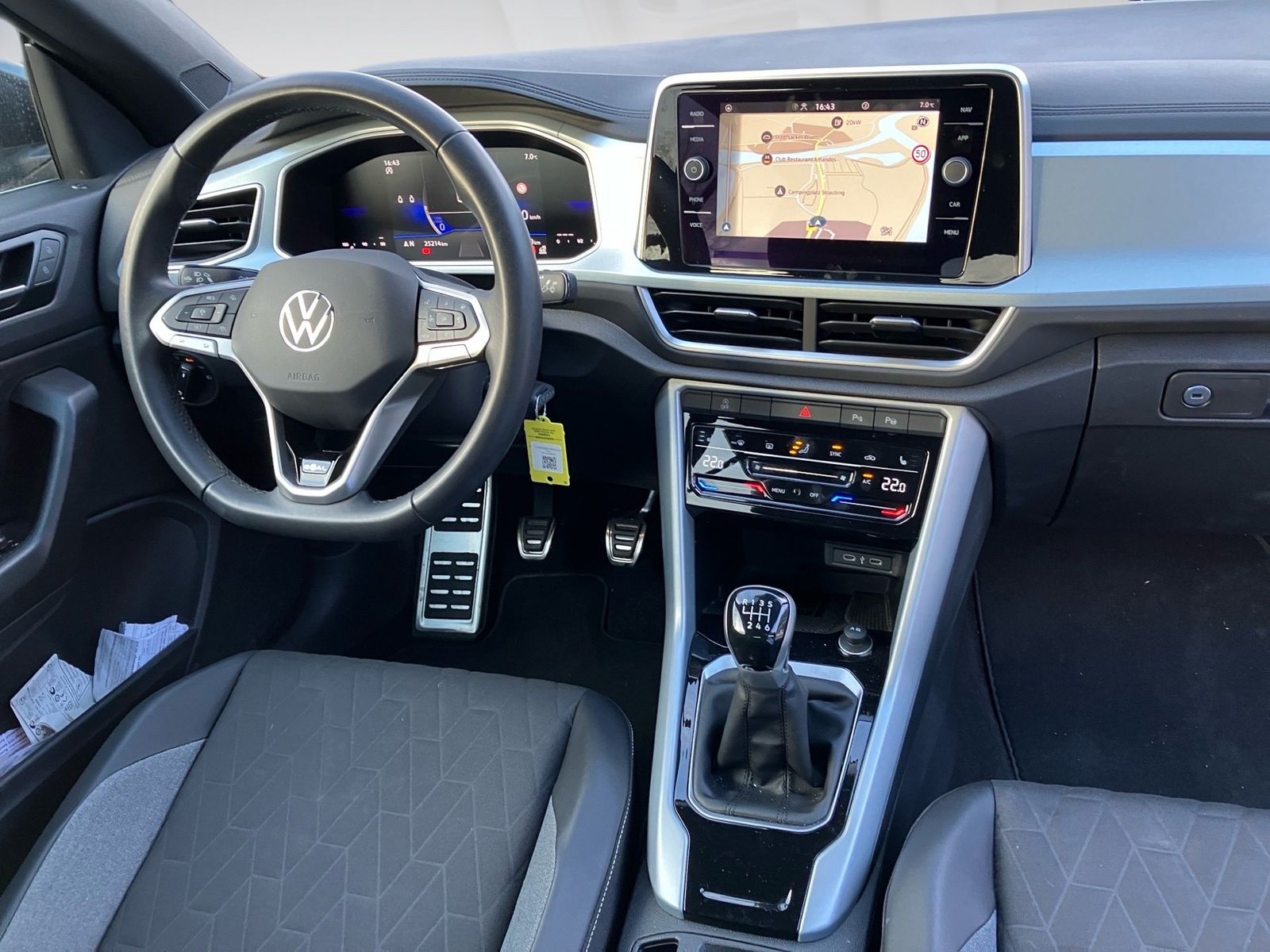 Volkswagen T-Roc - Bild 11