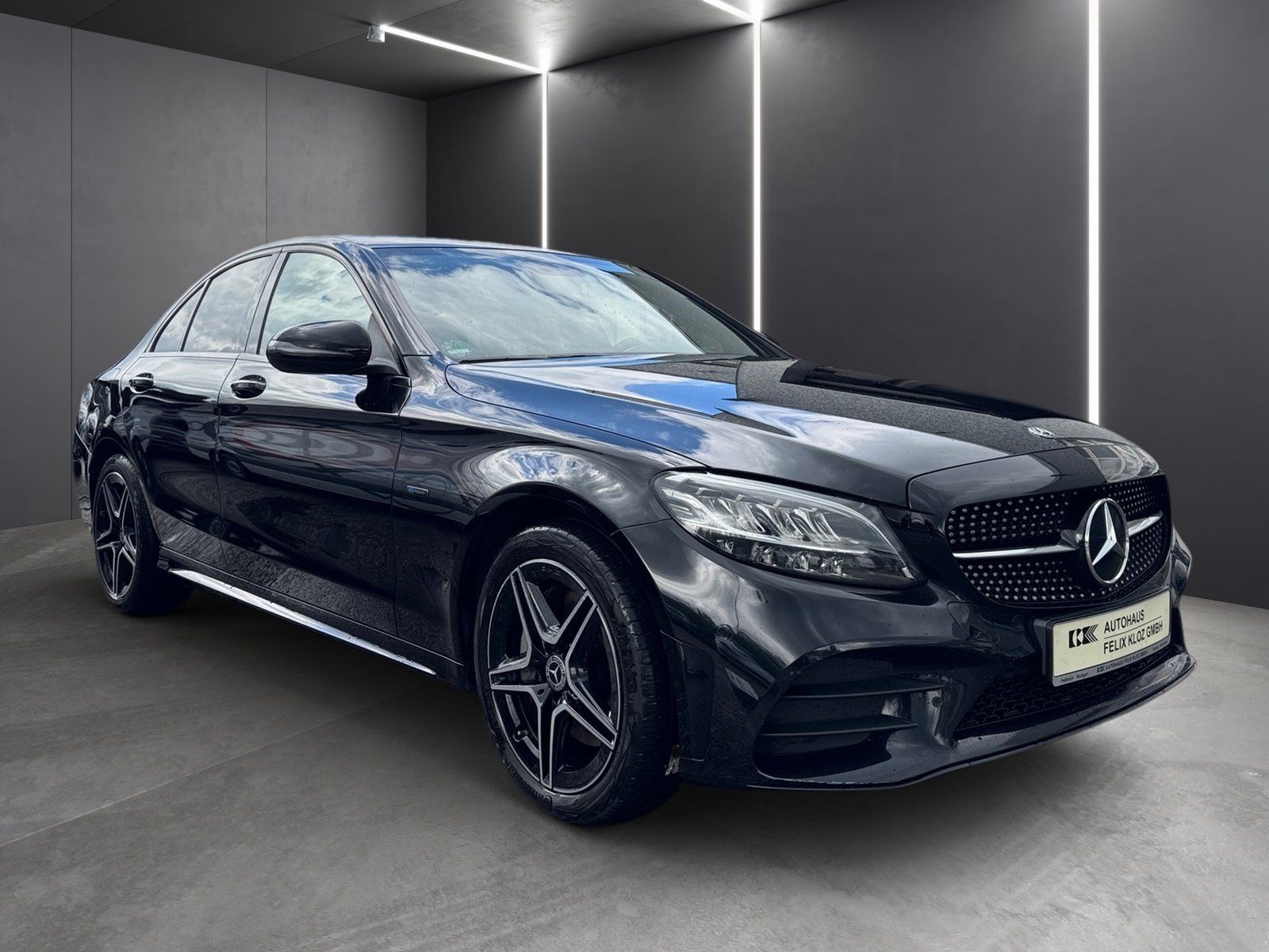 Fahrzeugabbildung Mercedes-Benz C 300 de AMG-Line*Kamera*LED*Comand*Volldigital*