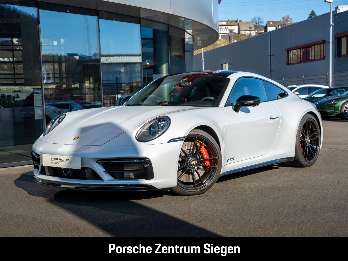 Porsche 992 Carrera 4 GTS Navi Memory Sitze Soundsystem 