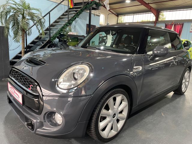 MINI Cooper S*TOP*1.HAND*XENON*18 ZOLL*NAVI*TÜV NEU